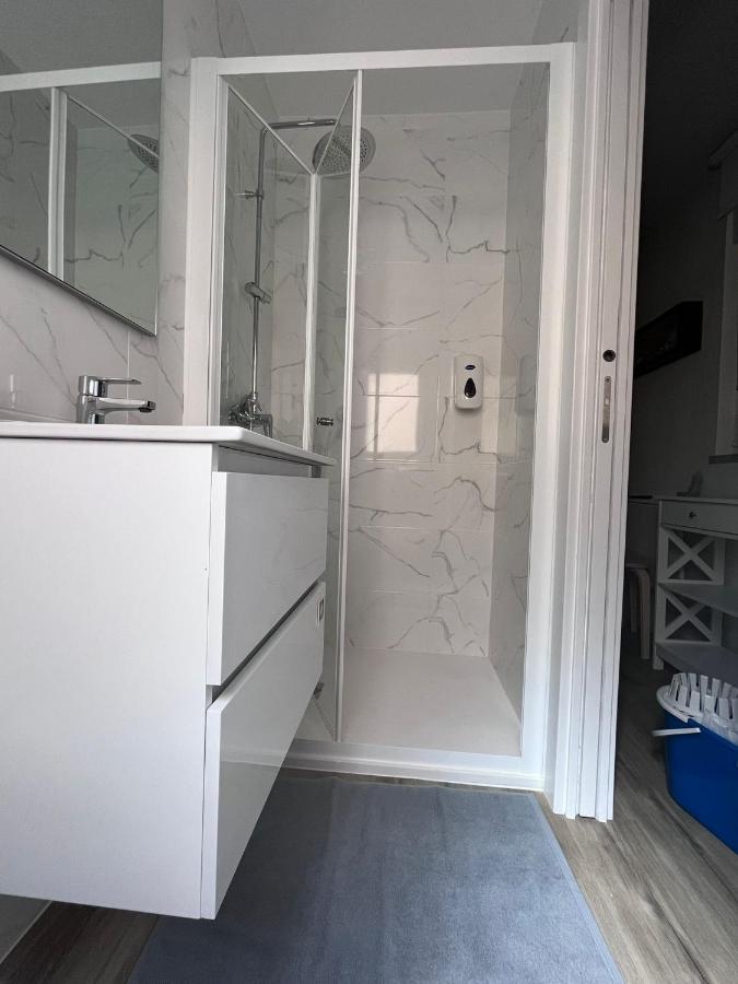شقة Casas Dona Emilia فييرا دي ليريا المظهر الخارجي الصورة